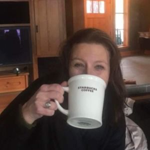 Meet your Posher, Janel mcmahon